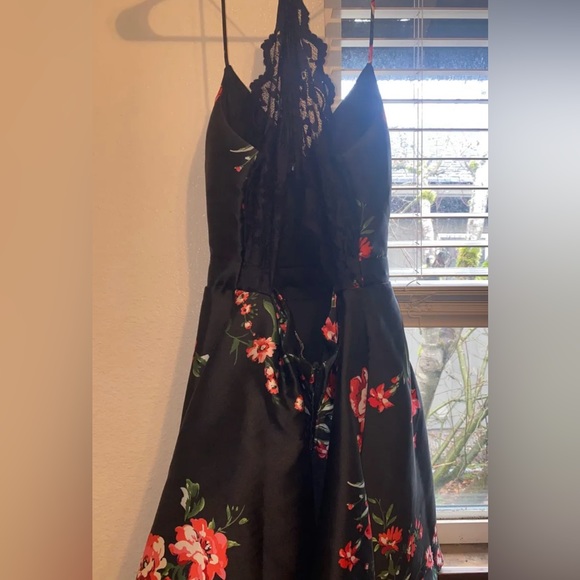 Black w/ roses. knee length dress - Picture 2 of 3